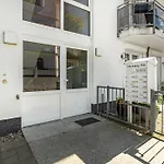 Am Hochufer - Erste Reihe * Sellin (Rugen)