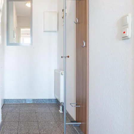 Am Hochufer - Erste Reihe Sellin (Rugen)